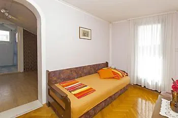Mandm Hotel